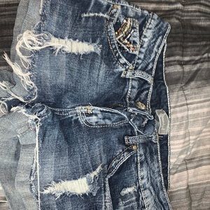 Size 3 shorts, Excellent condition